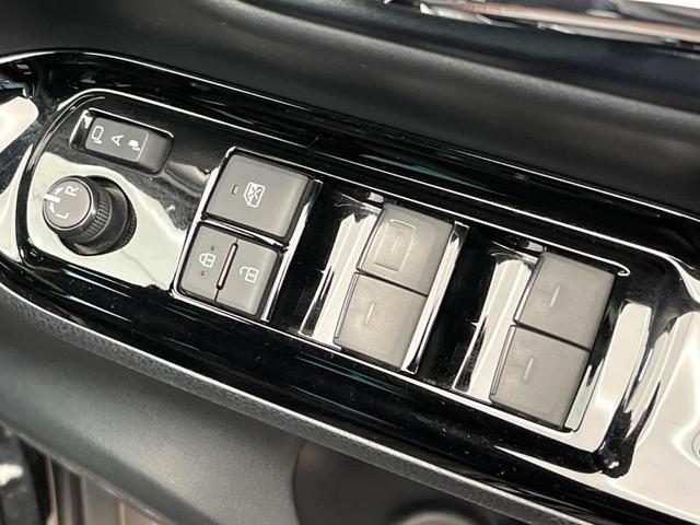 ヴォクシー ZS 煌III 両側電動スライドドア フリップダウン 純正9インチナビ トヨタセーフティセンス バックカメラ ハーフレザーシート コーナーセンサー クルコン レーンキープ LEDヘッドライト オートマチックハイビーム(44枚目)