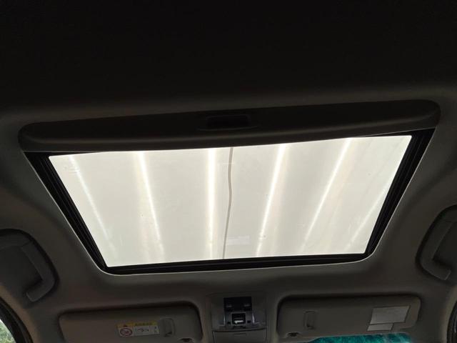 ランドクルーザープラド TX Lパッケージ マットブラックエディション 7人乗り 黒革シート サンルーフ 全周囲カメラ トヨタセーフティセンス シートベンチレーション 寒冷地仕様 レーダークルーズ 禁煙車 前席シートエアコン ドラレコ コーナーセンサー スマートキー(3枚目)