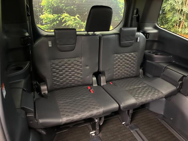 ヴォクシー S-Z フリップダウン 純正10.5型ナビ 両側電動スライド バックカメラ エマージェンシーブレーキ レーダークルーズ パワーバックドア シートヒーター デュアルオートエアコン オートマチックハイビーム(9枚目)