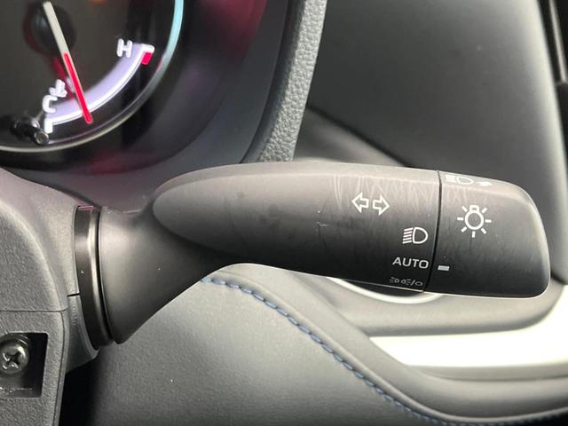 ヴォクシー S-Z フリップダウン 純正10.5型ナビ 両側電動スライド バックカメラ エマージェンシーブレーキ レーダークルーズ パワーバックドア シートヒーター デュアルオートエアコン オートマチックハイビーム(49枚目)