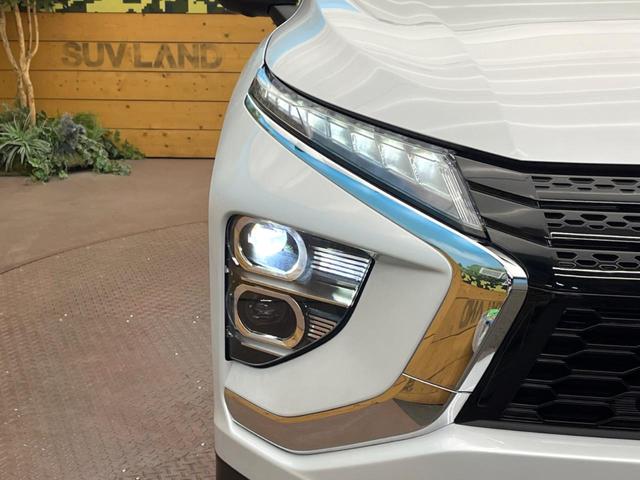 エクリプスクロス ブラックエディション 4WD サンルーフ マルチアラウンドモニター ブラックルーフレール 三菱e-Assist マイパイロット 電動リアゲート ハーフレザーシート LEDヘッド オートハイビーム 禁煙車 ETC(12枚目)