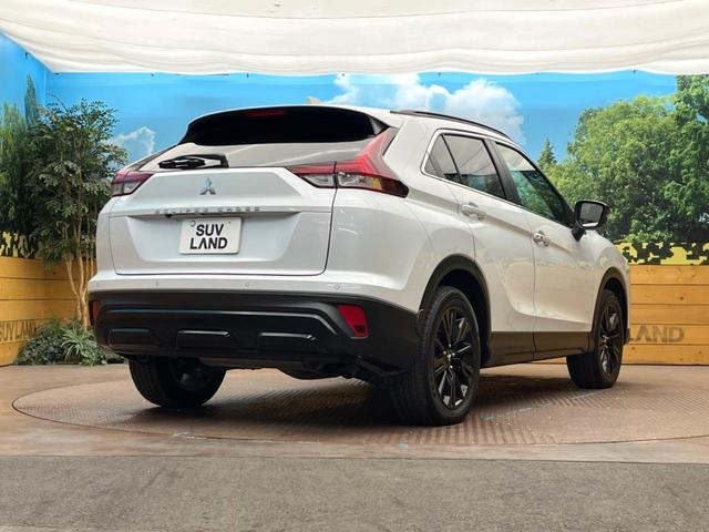 エクリプスクロス ブラックエディション 4WD サンルーフ マルチアラウンドモニター ブラックルーフレール 三菱e-Assist マイパイロット 電動リアゲート ハーフレザーシート LEDヘッド オートハイビーム 禁煙車 ETC(17枚目)