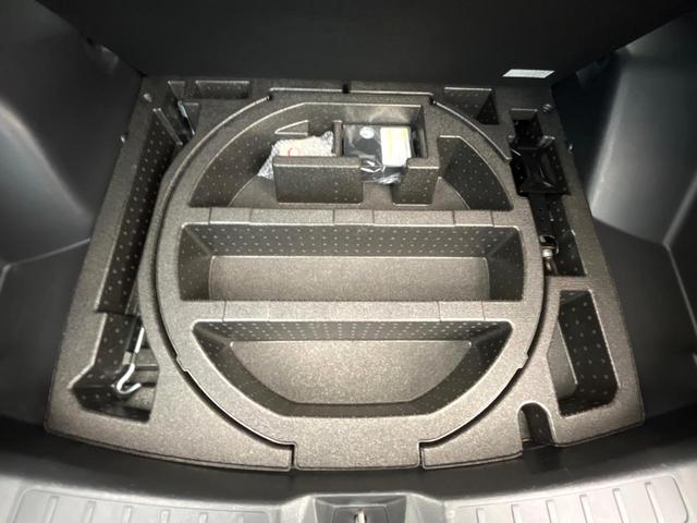 エクリプスクロス ブラックエディション 4WD サンルーフ マルチアラウンドモニター ブラックルーフレール 三菱e-Assist マイパイロット 電動リアゲート ハーフレザーシート LEDヘッド オートハイビーム 禁煙車 ETC(42枚目)