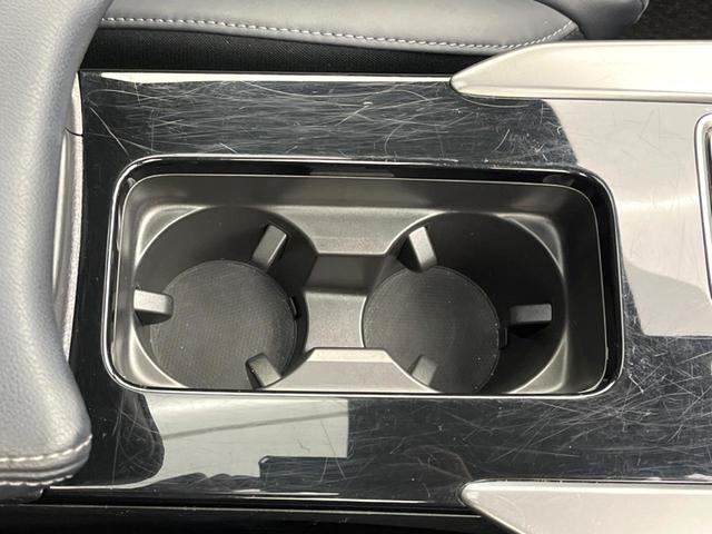 エクリプスクロス ブラックエディション 4WD サンルーフ マルチアラウンドモニター ブラックルーフレール 三菱e-Assist マイパイロット 電動リアゲート ハーフレザーシート LEDヘッド オートハイビーム 禁煙車 ETC(60枚目)