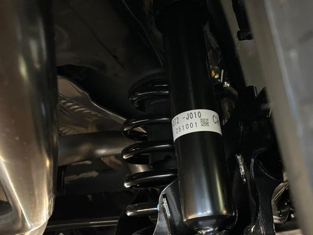 ステップワゴン ｅ：ＨＥＶスパーダ　登録済未使用車　純正１１型ナビ　両側電動ドア　パワーバックドア　ホンダセンシング　レーダークルーズコントロール　前席シートヒーター　ハーフレザーシート　ＬＥＤヘッドライト　前席シートバックテーブル（35枚目）