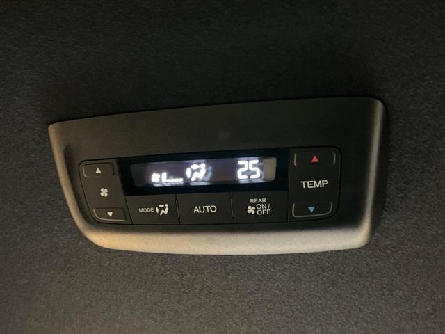 ステップワゴン ｅ：ＨＥＶスパーダ　登録済未使用車　純正１１型ナビ　両側電動ドア　パワーバックドア　ホンダセンシング　レーダークルーズコントロール　前席シートヒーター　ハーフレザーシート　ＬＥＤヘッドライト　前席シートバックテーブル（46枚目）