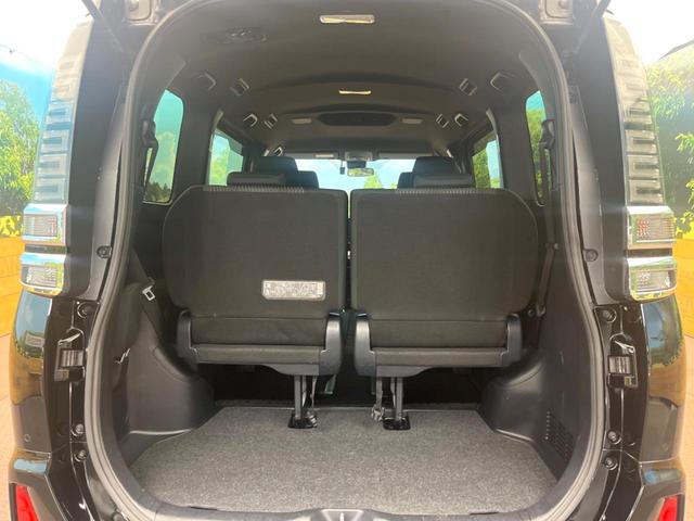 ヴォクシー ＺＳ　煌ＩＩ　純正９型ＳＤナビ　バックカメラ　セーフティセンス　両側電動スライドドア　禁煙車　ドラレコ　コーナーセンサー　ＬＥＤヘッド　ＥＴＣ２．０　クルコン　オートハイビーム　オートライト　スマートキー（11枚目）