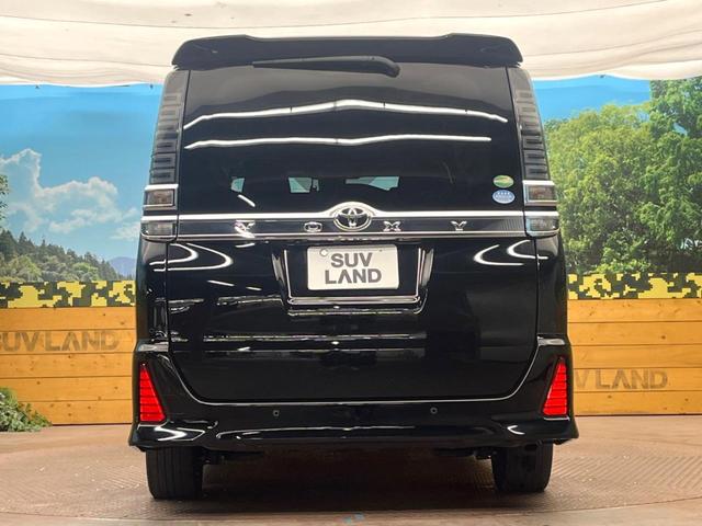 ヴォクシー ＺＳ　煌ＩＩ　純正９型ＳＤナビ　バックカメラ　セーフティセンス　両側電動スライドドア　禁煙車　ドラレコ　コーナーセンサー　ＬＥＤヘッド　ＥＴＣ２．０　クルコン　オートハイビーム　オートライト　スマートキー（17枚目）