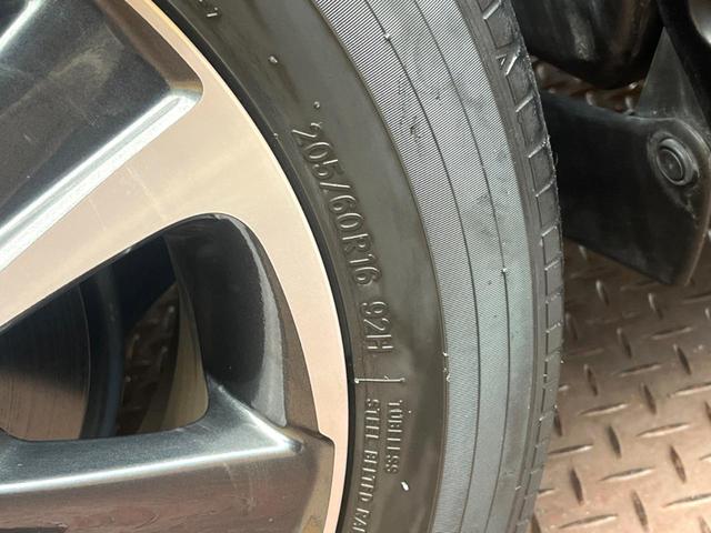 ヴォクシー ＺＳ　煌ＩＩ　純正９型ＳＤナビ　バックカメラ　セーフティセンス　両側電動スライドドア　禁煙車　ドラレコ　コーナーセンサー　ＬＥＤヘッド　ＥＴＣ２．０　クルコン　オートハイビーム　オートライト　スマートキー（31枚目）