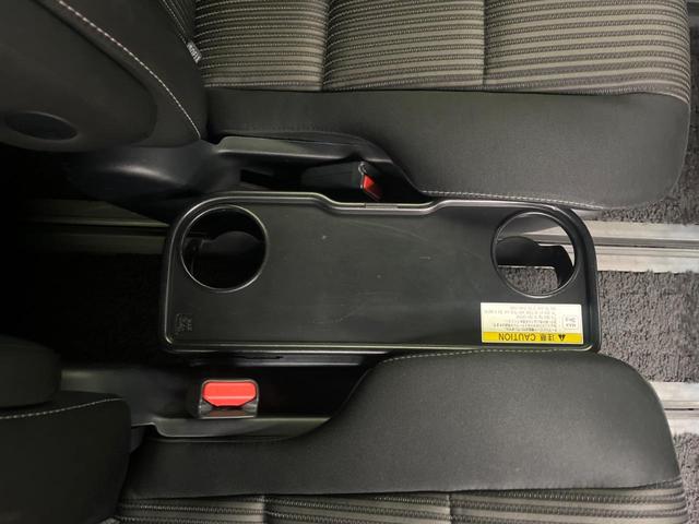 ヴォクシー ＺＳ　煌ＩＩ　純正９型ＳＤナビ　バックカメラ　セーフティセンス　両側電動スライドドア　禁煙車　ドラレコ　コーナーセンサー　ＬＥＤヘッド　ＥＴＣ２．０　クルコン　オートハイビーム　オートライト　スマートキー（37枚目）