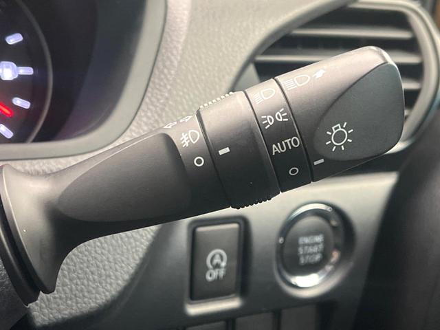 ヴォクシー ＺＳ　煌ＩＩ　純正９型ＳＤナビ　バックカメラ　セーフティセンス　両側電動スライドドア　禁煙車　ドラレコ　コーナーセンサー　ＬＥＤヘッド　ＥＴＣ２．０　クルコン　オートハイビーム　オートライト　スマートキー（52枚目）