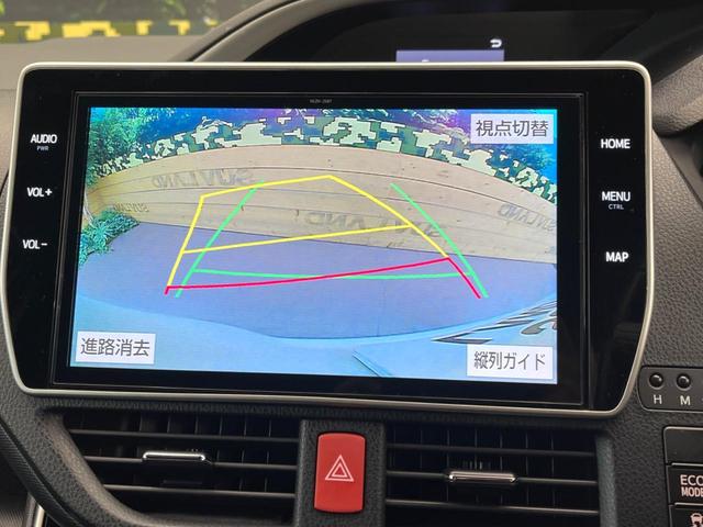 ヴォクシー ＺＳ　煌ＩＩＩ　両側電動スライド　フリップダウン　純正１０型ナビ　バックカメラ　トヨタセーフティセンス　ＬＥＤヘッドライト　オートマチックハイビーム　クルコン　クリアランスソナー　レーンキープ　ハーフレザーシート（5枚目）