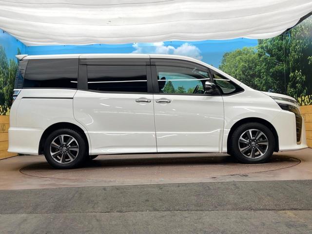 ヴォクシー ＺＳ　煌ＩＩＩ　両側電動スライド　フリップダウン　純正１０型ナビ　バックカメラ　トヨタセーフティセンス　ＬＥＤヘッドライト　オートマチックハイビーム　クルコン　クリアランスソナー　レーンキープ　ハーフレザーシート（24枚目）