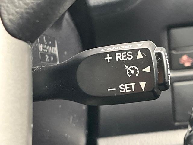 ヴォクシー ＺＳ　煌ＩＩＩ　両側電動スライド　フリップダウン　純正１０型ナビ　バックカメラ　トヨタセーフティセンス　ＬＥＤヘッドライト　オートマチックハイビーム　クルコン　クリアランスソナー　レーンキープ　ハーフレザーシート（38枚目）