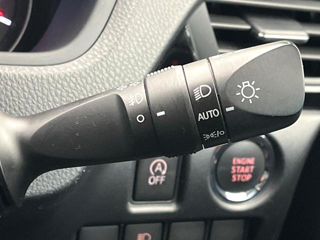 ヴォクシー ＺＳ　煌ＩＩＩ　両側電動スライド　フリップダウン　純正１０型ナビ　バックカメラ　トヨタセーフティセンス　ＬＥＤヘッドライト　オートマチックハイビーム　クルコン　クリアランスソナー　レーンキープ　ハーフレザーシート（45枚目）