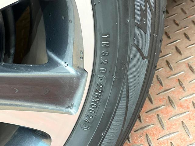 ヴォクシー ＺＳ　煌ＩＩＩ　両側電動スライド　フリップダウン　純正１０型ナビ　バックカメラ　トヨタセーフティセンス　ＬＥＤヘッドライト　オートマチックハイビーム　クルコン　クリアランスソナー　レーンキープ　ハーフレザーシート（50枚目）