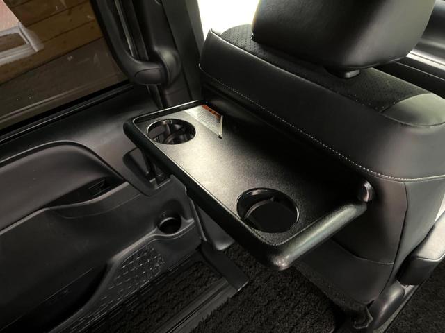 ヴォクシー ＺＳ　煌ＩＩＩ　両側電動スライド　フリップダウン　純正１０型ナビ　バックカメラ　トヨタセーフティセンス　ＬＥＤヘッドライト　オートマチックハイビーム　クルコン　クリアランスソナー　レーンキープ　ハーフレザーシート（55枚目）