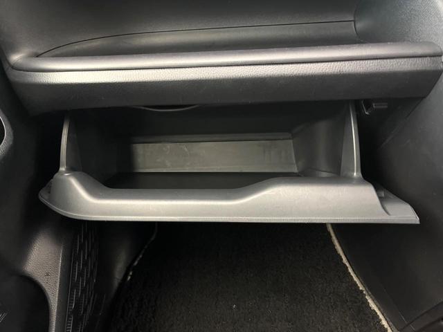 ヴォクシー ＺＳ　煌ＩＩＩ　両側電動スライド　フリップダウン　純正１０型ナビ　バックカメラ　トヨタセーフティセンス　ＬＥＤヘッドライト　オートマチックハイビーム　クルコン　クリアランスソナー　レーンキープ　ハーフレザーシート（61枚目）