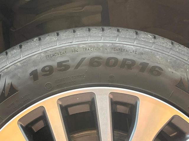 セレナ ハイウェイスターＳ－ＨＶアドバンスドセーフティパック　純正８型ナビ　後席モニター　アラウンドビューモニター　両側電動ドア　エマージェンシーブレーキ　クルーズコントロール　ビルトインＥＴＣ　踏み間違い防止装置　ＬＥＤヘッドライト　スマートキー　禁煙車（30枚目）