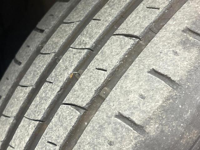 セレナ ハイウェイスターＳ－ＨＶアドバンスドセーフティパック　純正８型ナビ　後席モニター　アラウンドビューモニター　両側電動ドア　エマージェンシーブレーキ　クルーズコントロール　ビルトインＥＴＣ　踏み間違い防止装置　ＬＥＤヘッドライト　スマートキー　禁煙車（33枚目）