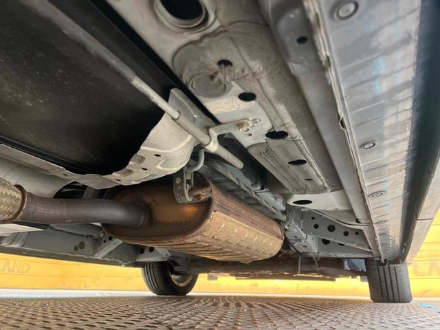 セレナ ハイウェイスターＳ－ＨＶアドバンスドセーフティパック　純正８型ナビ　後席モニター　アラウンドビューモニター　両側電動ドア　エマージェンシーブレーキ　クルーズコントロール　ビルトインＥＴＣ　踏み間違い防止装置　ＬＥＤヘッドライト　スマートキー　禁煙車（34枚目）