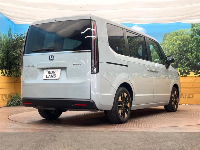 ステップワゴン e:HEVエアー ホンダセンシング 純正8型ナビ 全周囲カメラ 両側電動ドア クリアランスソナー LEDヘッドライト/フロントフォグ ETC フルセグTV レーンアシスト Bluetooth再生 オートハイビーム(17枚目)