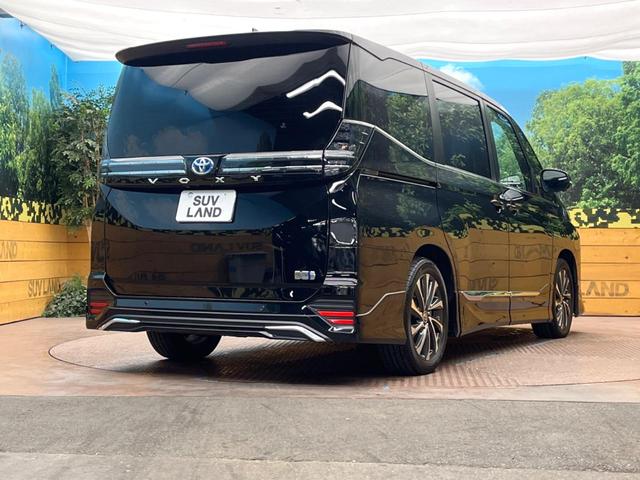 ヴォクシー ハイブリッドS-Z モデリスタエアロ 後席モニター 快適利便パッケージ デジタルインナーミラー 純正10.5型ナビ 全周囲カメラ トヨタチームメイト トヨタセーフティセンス レーダクルーズ ブラインドスポットモニター(17枚目)