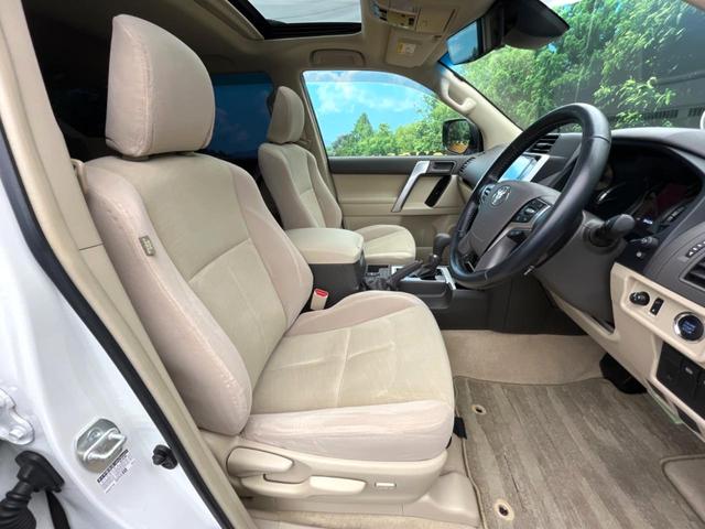 ランドクルーザープラド ＴＸ　サンルーフ　ＢＩＧ－Ｘ９インチナビ　レーダークルーズコントロール　デジタルインナーミラー　ＬＥＤヘッドライト　クリアランスソナー　オートライト　オートハイビーム　バックカメラ　ダウンヒルアシスト（8枚目）