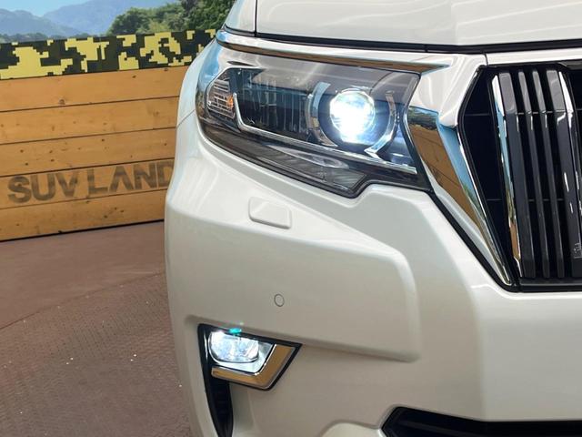 ランドクルーザープラド ＴＸ　サンルーフ　ＢＩＧ－Ｘ９インチナビ　レーダークルーズコントロール　デジタルインナーミラー　ＬＥＤヘッドライト　クリアランスソナー　オートライト　オートハイビーム　バックカメラ　ダウンヒルアシスト（13枚目）