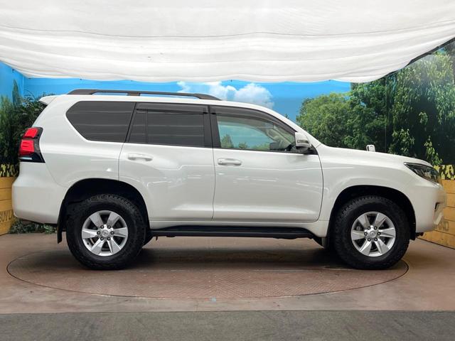 ランドクルーザープラド ＴＸ　サンルーフ　ＢＩＧ－Ｘ９インチナビ　レーダークルーズコントロール　デジタルインナーミラー　ＬＥＤヘッドライト　クリアランスソナー　オートライト　オートハイビーム　バックカメラ　ダウンヒルアシスト（27枚目）