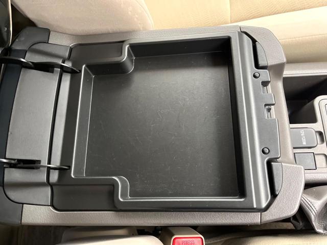 ランドクルーザープラド ＴＸ　サンルーフ　ＢＩＧ－Ｘ９インチナビ　レーダークルーズコントロール　デジタルインナーミラー　ＬＥＤヘッドライト　クリアランスソナー　オートライト　オートハイビーム　バックカメラ　ダウンヒルアシスト（62枚目）
