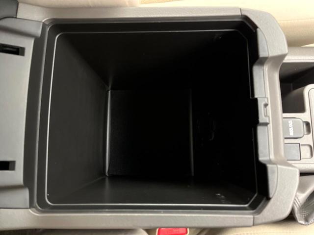 ランドクルーザープラド ＴＸ　サンルーフ　ＢＩＧ－Ｘ９インチナビ　レーダークルーズコントロール　デジタルインナーミラー　ＬＥＤヘッドライト　クリアランスソナー　オートライト　オートハイビーム　バックカメラ　ダウンヒルアシスト（63枚目）