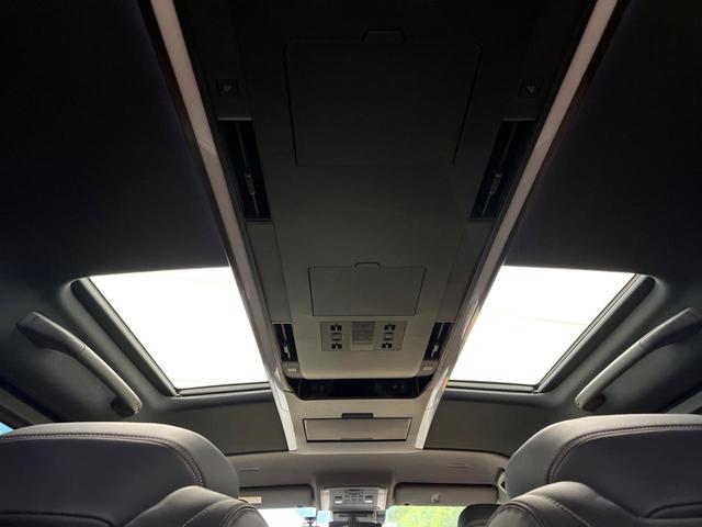ヴェルファイアハイブリッド Ｚ　プレミア　モデリスタエアロ　左右独立ムーンルーフ　純正１４型ナビ　後席モニター　パノラミックビューモニター　黒革シート　オットマン付セカンドシート　ウッドコンビステアリング　三眼ＬＥＤヘッドライト（4枚目）