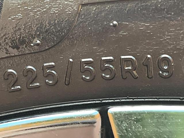 ヴェルファイアハイブリッド Ｚ　プレミア　モデリスタエアロ　左右独立ムーンルーフ　純正１４型ナビ　後席モニター　パノラミックビューモニター　黒革シート　オットマン付セカンドシート　ウッドコンビステアリング　三眼ＬＥＤヘッドライト（28枚目）