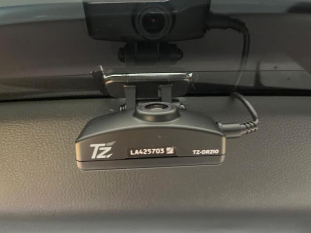 ヴェルファイアハイブリッド Ｚ　プレミア　モデリスタエアロ　左右独立ムーンルーフ　純正１４型ナビ　後席モニター　パノラミックビューモニター　黒革シート　オットマン付セカンドシート　ウッドコンビステアリング　三眼ＬＥＤヘッドライト（43枚目）