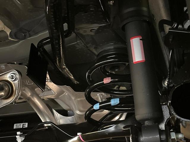 セレナ e-パワー ハイウェイスターV 登録済未使用車 プロパイロット 純正12.3型ナビ 両側電動スライド 全周囲カメラ デジタルインナーミラー ブラインドスポットモニター デュアルオートエアコン オートマチックハイビーム(34枚目)