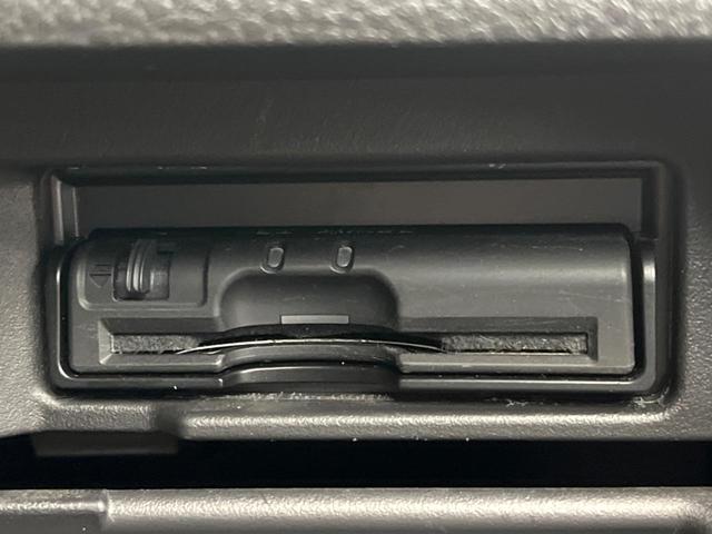 セレナ ハイウェイスター S-ハイブリッド 両側電動ドア 純正SDナビ 後席モニター バックカメラ 前後ドラレコ スマートキー ETC クルコン オートライト オートエアコン 純正16インチアルミ Bluetooth CD/DVD(7枚目)