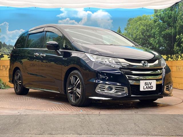 高透明度のガラス皮膜で撥水はもちろん、上質なツヤ・光沢を実現。紫外線や酸性雨から大切な愛車を保護し、色あせ・劣化を防止。「弾スプラッシュコート」、「弾プリミッサコート」からお選びいただけます。