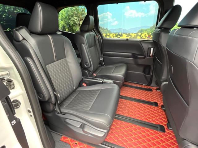 ノア ハイブリッドＳ－Ｚ　モデリスタフルエアロ　純正１０．５型ナビ　バックカメラ　デュアルオートエアコン　レーダークルーズ　トヨタセーフティセンス　両側電動スライド　ＡＣ１００Ｖ電源　ＣＤ／ＤＶＤ再生　クリアランスソナー（9枚目）