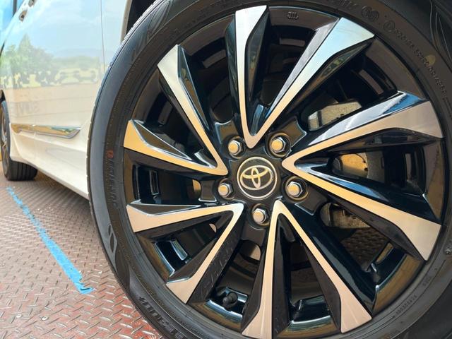 ノア ハイブリッドＳ－Ｚ　モデリスタフルエアロ　純正１０．５型ナビ　バックカメラ　デュアルオートエアコン　レーダークルーズ　トヨタセーフティセンス　両側電動スライド　ＡＣ１００Ｖ電源　ＣＤ／ＤＶＤ再生　クリアランスソナー（14枚目）