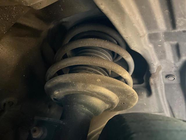 レヴォーグ STIスポーツ EX 11.6型ナビ アイサイト レーダークルーズコントロール 全席シートヒーター パワーバックドア バックカメラ サイドカメラ メモリー機能付きパワーシート 革シート レーンアシスト LEDヘッドライト(20枚目)