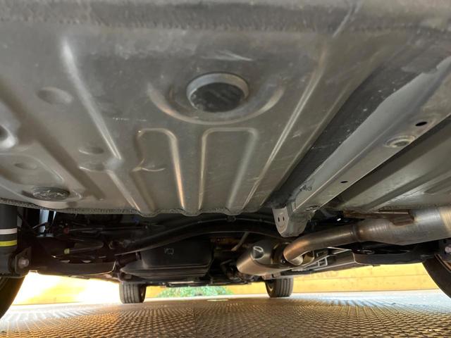 ヴォクシー S-Z 純正10.5型ナビ 快適利便パッケージ 両側電動スライド トヨタセーフティセンス レーダークルーズコントロール ハーフレザーシート 革巻きステアリング 純正17インチアルミホイール(19枚目)