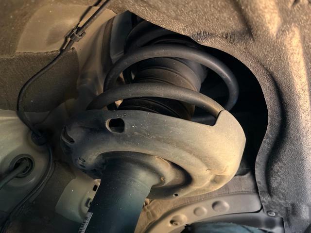 ヴォクシー S-Z 純正10.5型ナビ 快適利便パッケージ 両側電動スライド トヨタセーフティセンス レーダークルーズコントロール ハーフレザーシート 革巻きステアリング 純正17インチアルミホイール(20枚目)