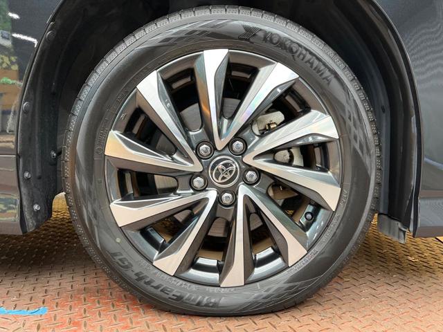 ヴォクシー S-Z 純正10.5型ナビ 快適利便パッケージ 両側電動スライド トヨタセーフティセンス レーダークルーズコントロール ハーフレザーシート 革巻きステアリング 純正17インチアルミホイール(22枚目)