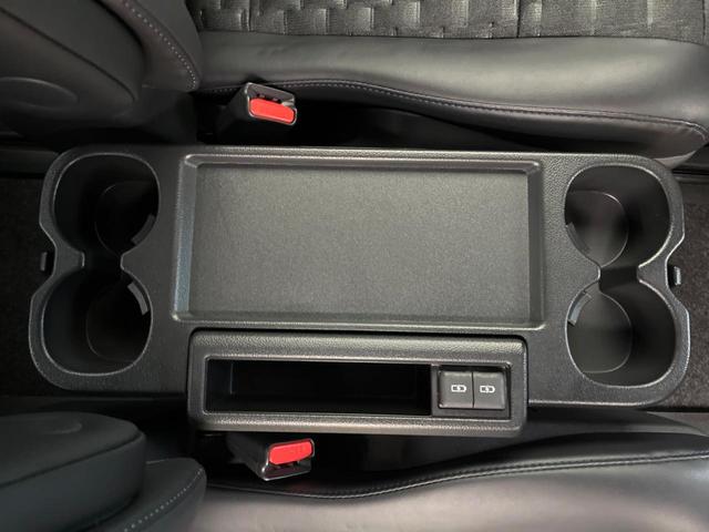 ヴォクシー S-Z 純正10.5型ナビ 快適利便パッケージ 両側電動スライド トヨタセーフティセンス レーダークルーズコントロール ハーフレザーシート 革巻きステアリング 純正17インチアルミホイール(36枚目)