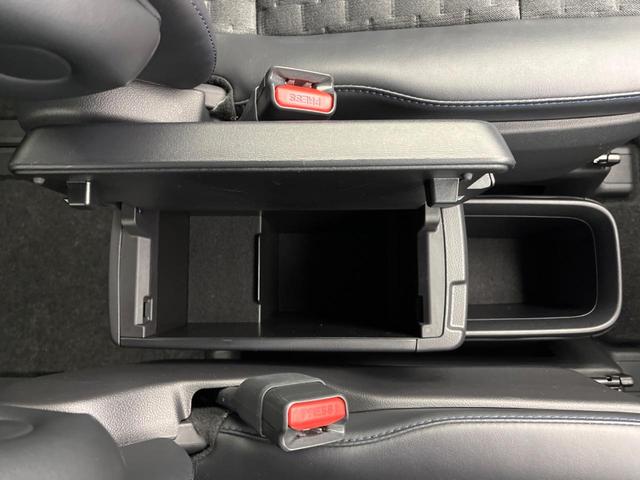 ヴォクシー S-Z 純正10.5型ナビ 快適利便パッケージ 両側電動スライド トヨタセーフティセンス レーダークルーズコントロール ハーフレザーシート 革巻きステアリング 純正17インチアルミホイール(60枚目)