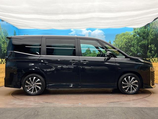 ヴォクシー S-Z 純正10.5型ナビ 快適利便パッケージ 両側電動スライド トヨタセーフティセンス レーダークルーズコントロール ハーフレザーシート 革巻きステアリング 純正17インチアルミホイール(65枚目)