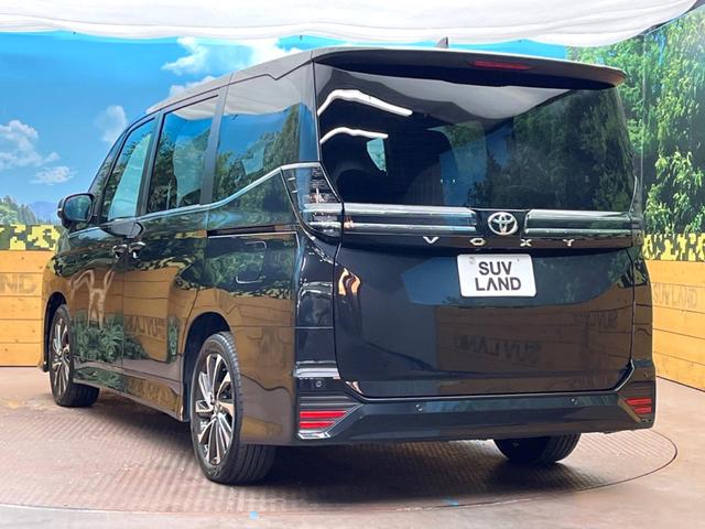 ヴォクシー S-Z 純正10.5型ナビ 快適利便パッケージ 両側電動スライド トヨタセーフティセンス レーダークルーズコントロール ハーフレザーシート 革巻きステアリング 純正17インチアルミホイール(66枚目)