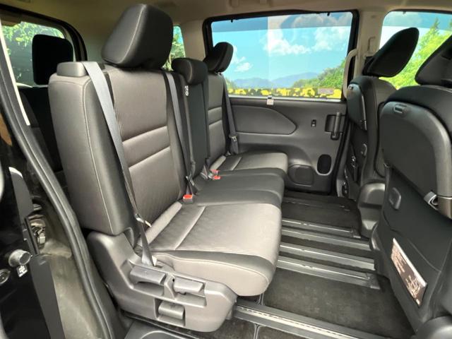 セレナ ハイウェイスターＶ　フリップダウンモニター　純正１０型ナビ　両側電動スライドドア　全周囲カメラ　インテリジェントエマージェンシーブレーキ　プロパイロット　デジタルインナーミラー　ブラインドスポットモニター　ＬＥＤヘッド（9枚目）