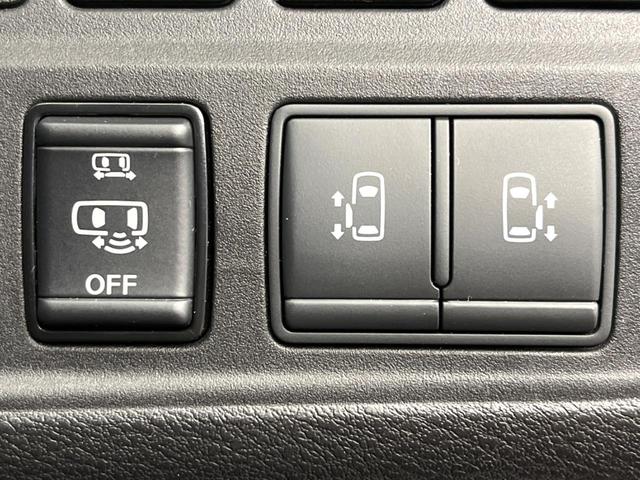 セレナ ハイウェイスターＶ　フリップダウンモニター　純正１０型ナビ　両側電動スライドドア　全周囲カメラ　インテリジェントエマージェンシーブレーキ　プロパイロット　デジタルインナーミラー　ブラインドスポットモニター　ＬＥＤヘッド（50枚目）